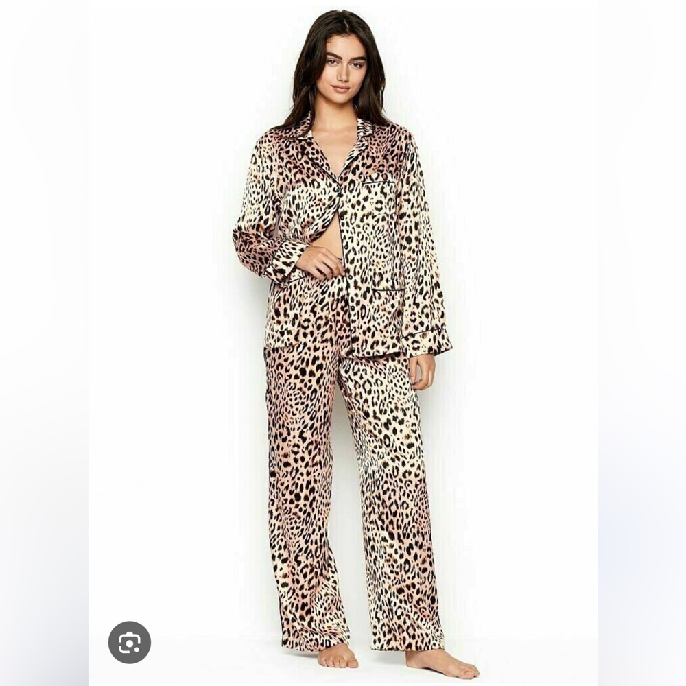 VS Silk Animal Print Pajama Set